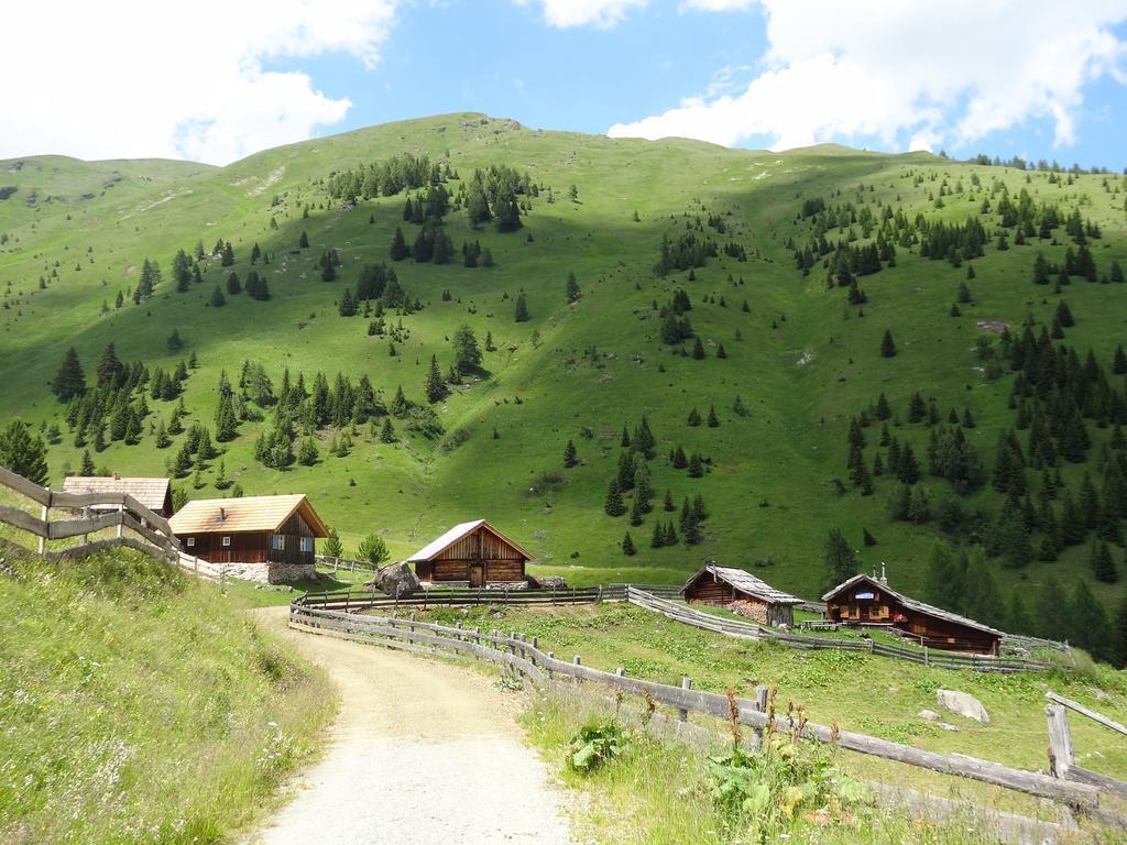 Gästehaus Zwischenberger Obervellach Exterior foto