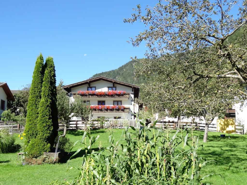 Gästehaus Zwischenberger Obervellach Exterior foto