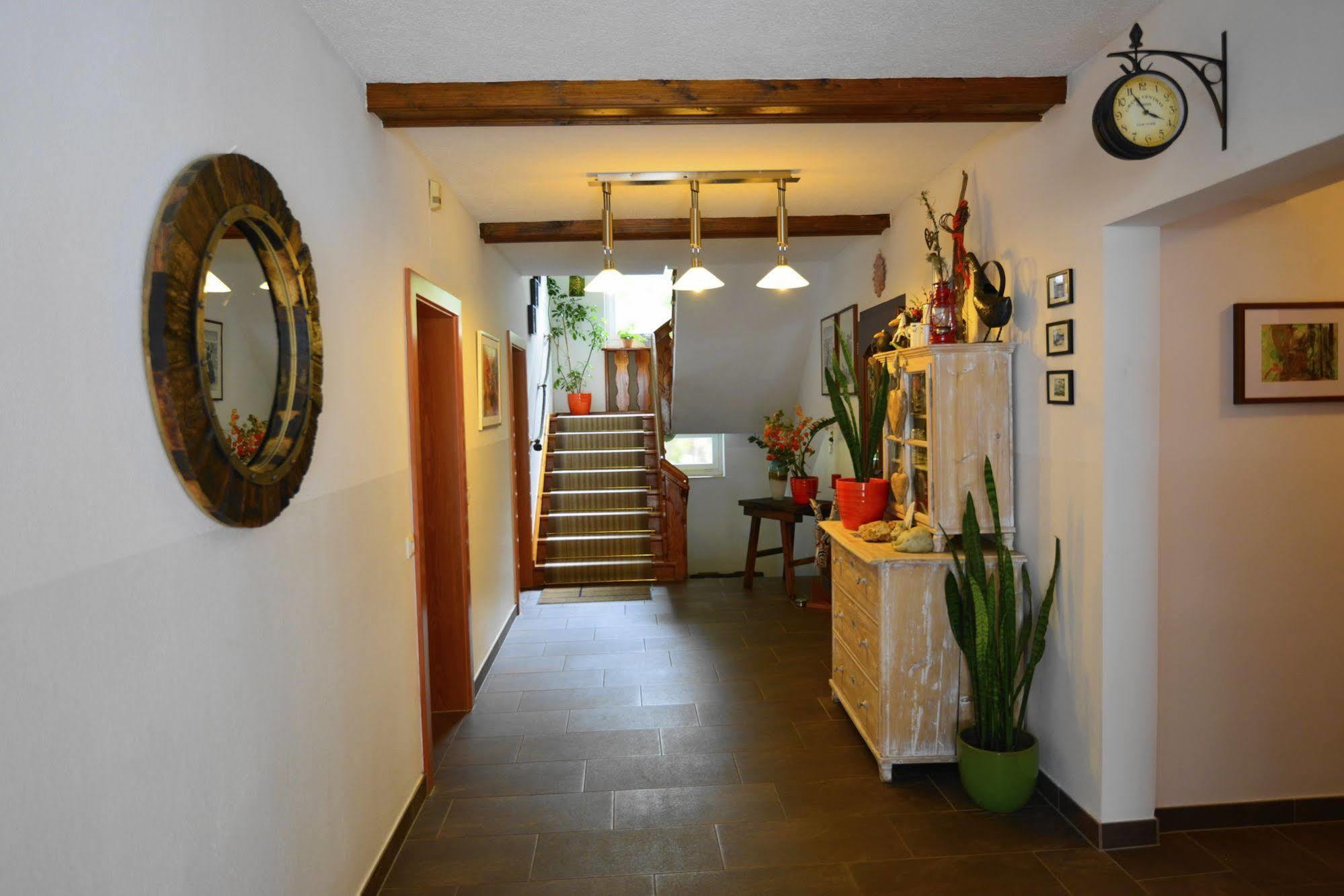 Gästehaus Zwischenberger Obervellach Exterior foto